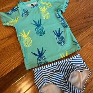 Tea Clothing Collection Girls’ 4T Swimsuit Rashguard and Bottoms